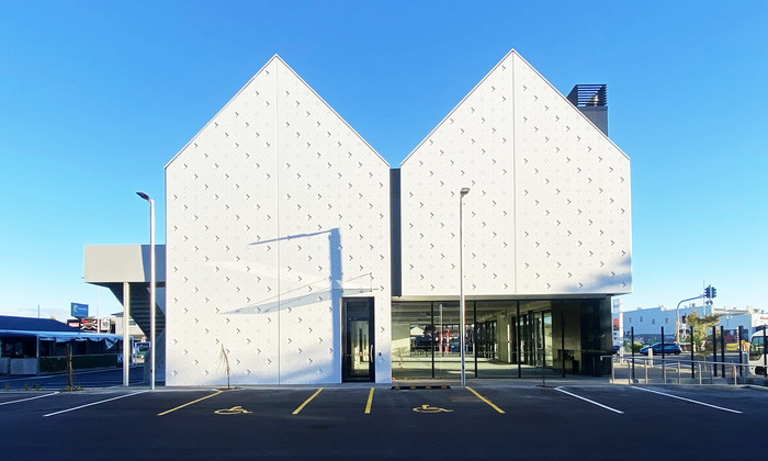 Riccarton Road North Facade